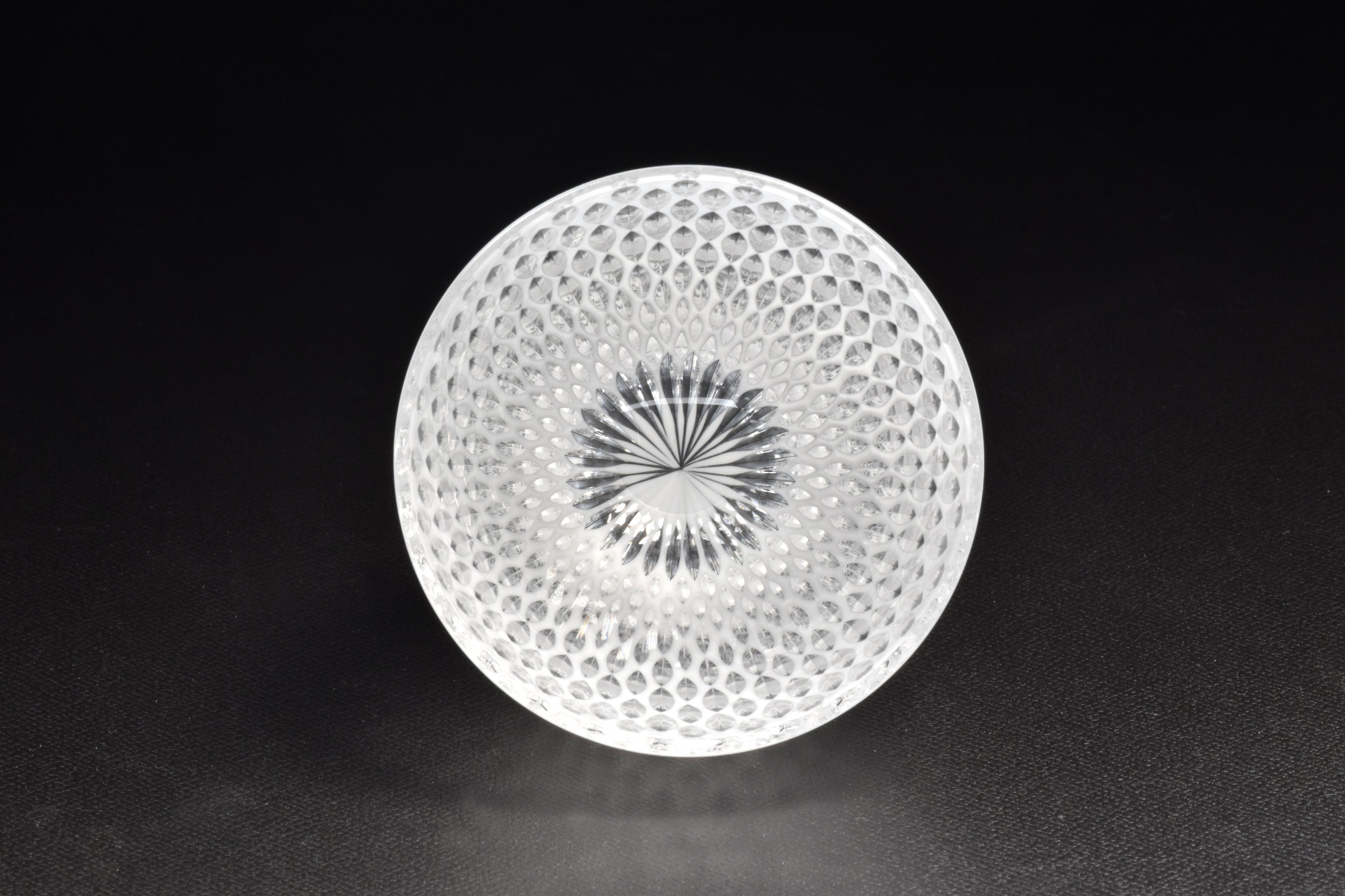 米つなぎ　縦長ぐい吞み（白）