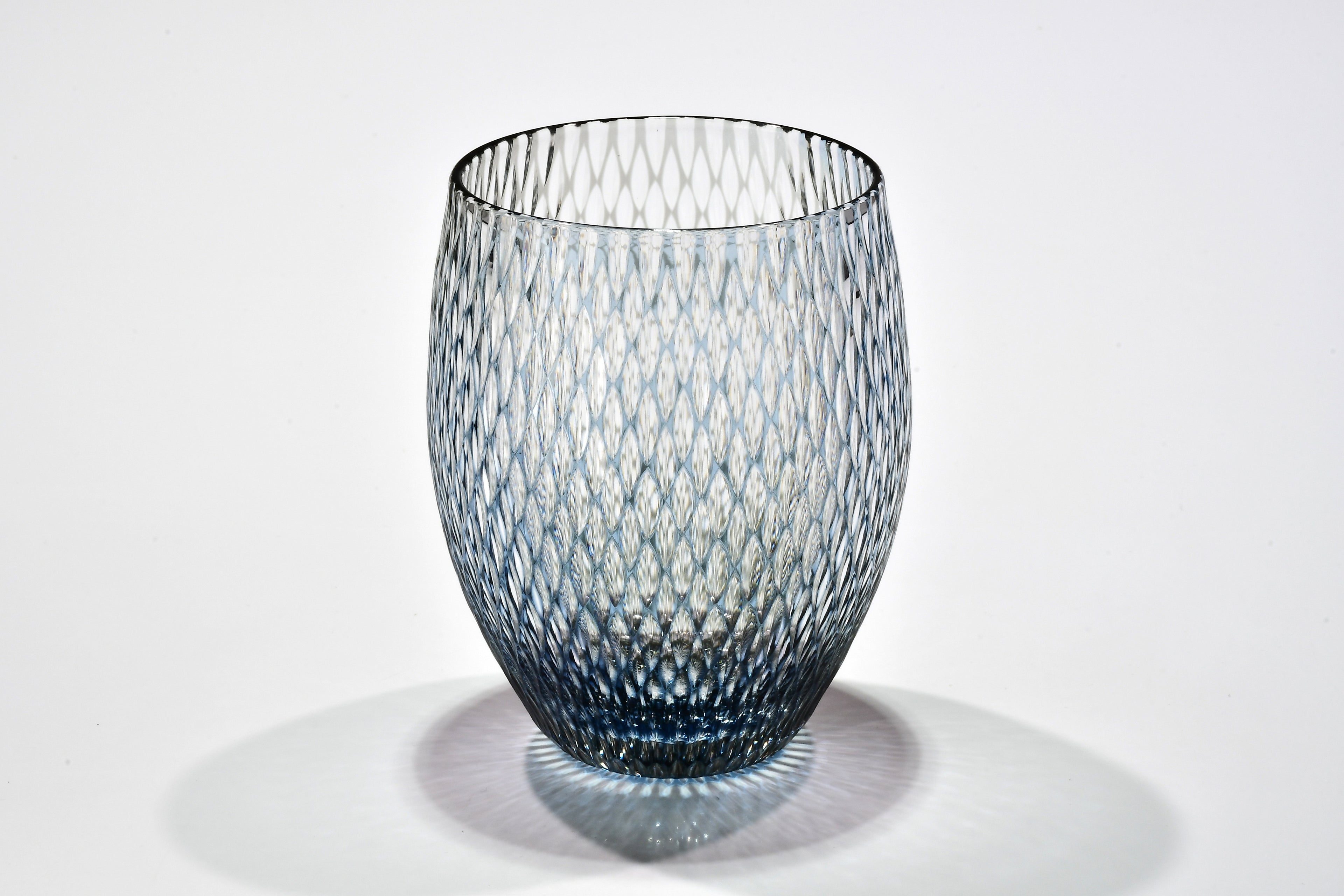 米つなぎ”極み”「粒のゆらぎ、光の結晶」（藍色・墨薄）